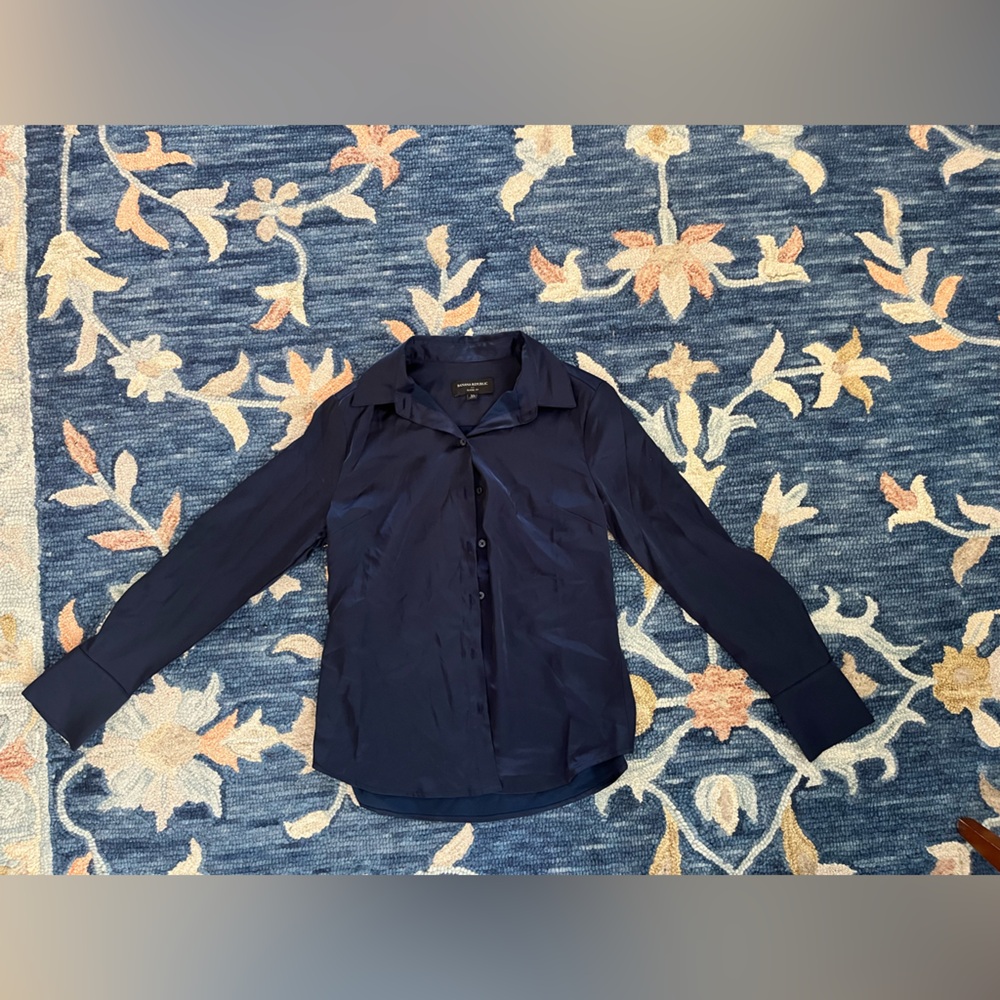 Banana Republic factory silky classic shirt in navy
